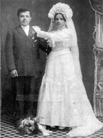 Lajos&Rose-B&W-Wedding 1912 Jpg